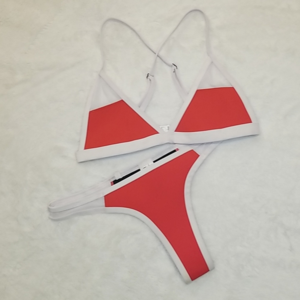 |Hoaka Swimwear Set!|